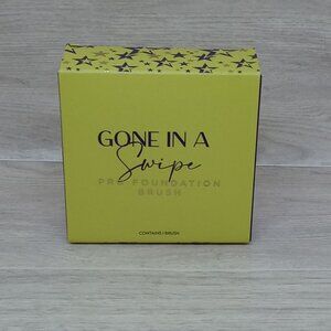 LWYA Gone in a Swipe Pro Foundation Brush NEW
